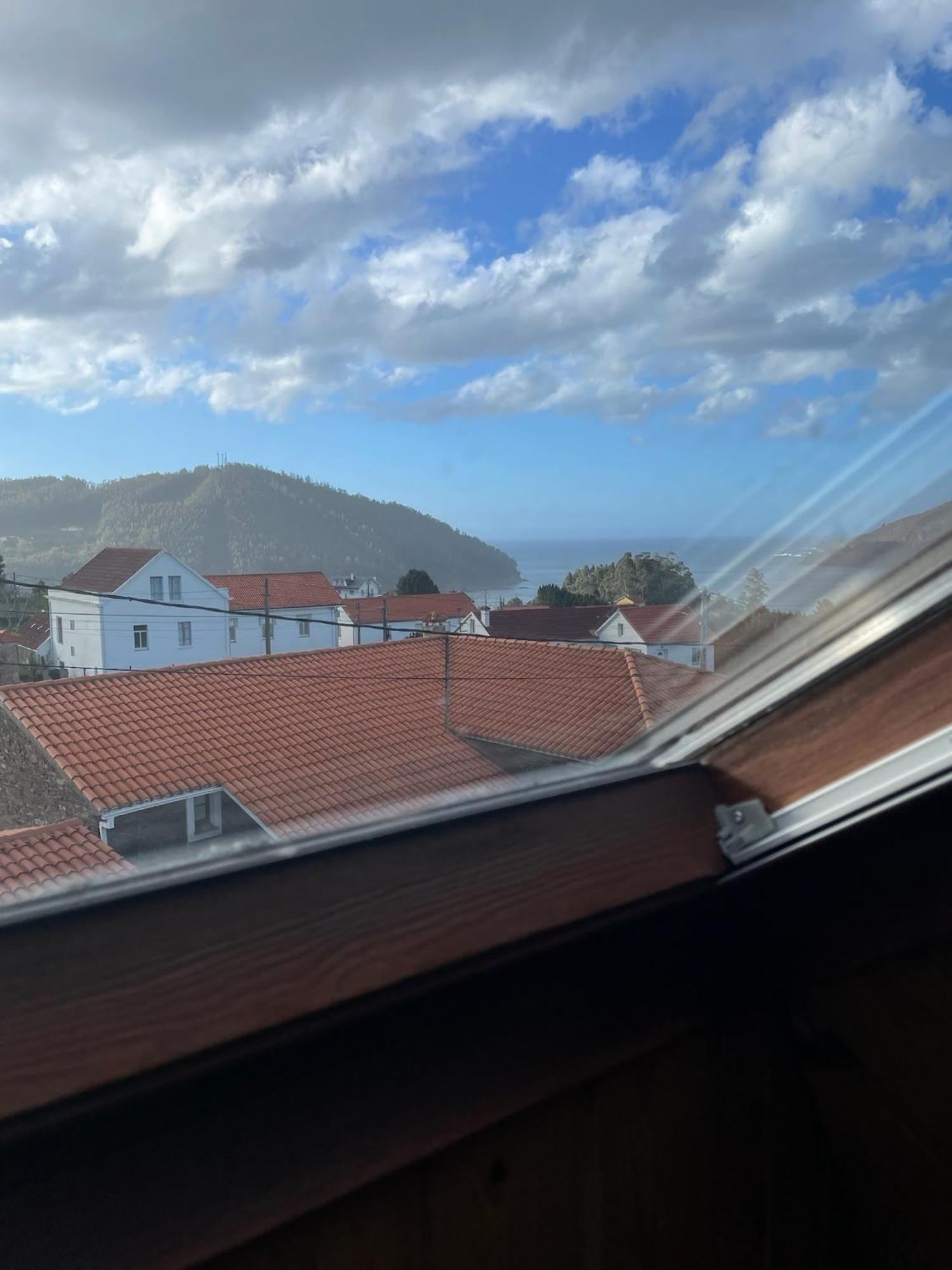Beachfront Surf & Holiday House, Charming & Quiet Villarrube 외부 사진