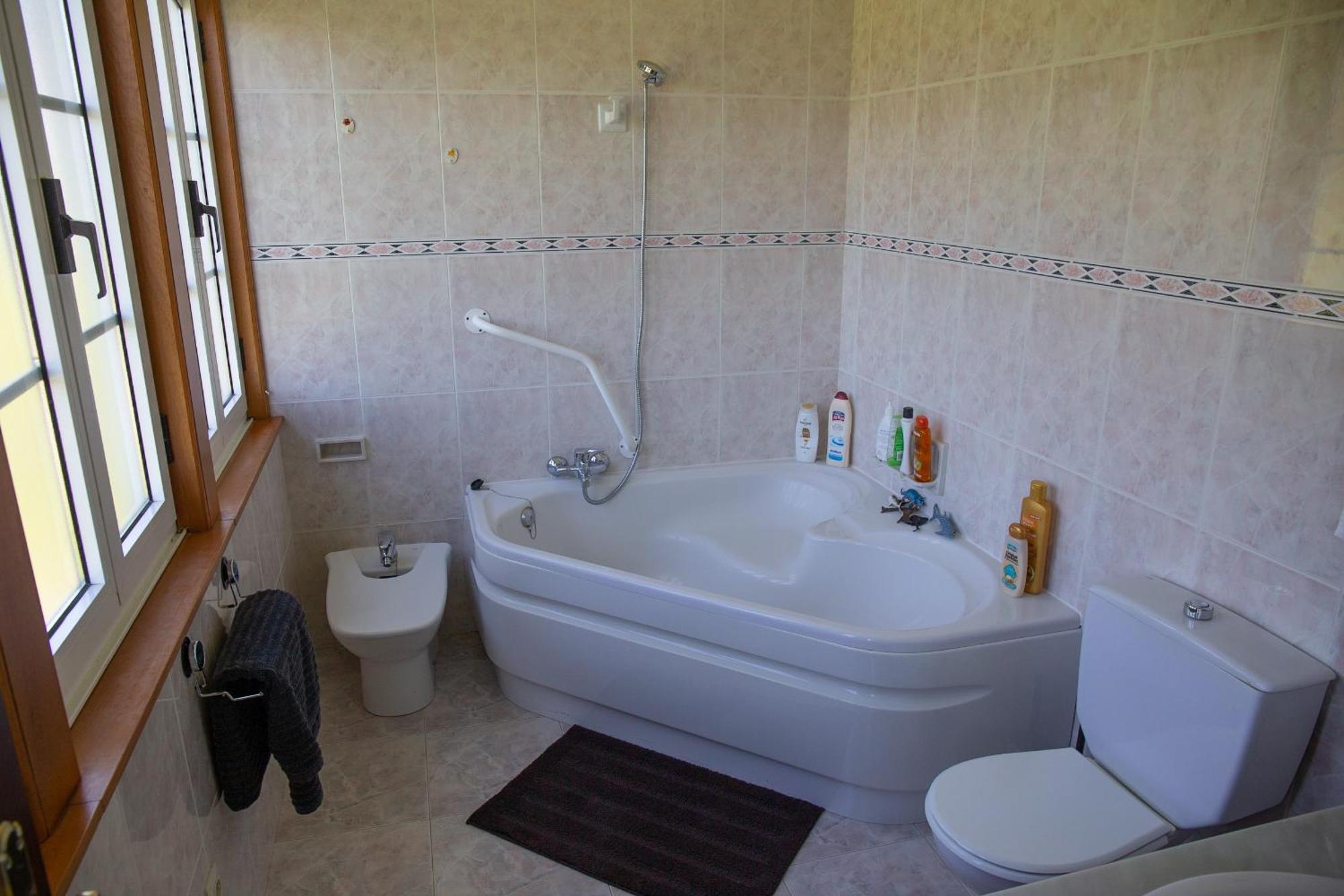 Beachfront Surf & Holiday House, Charming & Quiet Villarrube 외부 사진