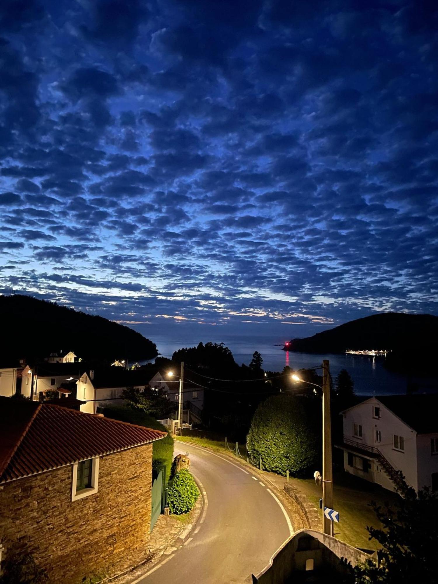 Beachfront Surf & Holiday House, Charming & Quiet Villarrube 외부 사진